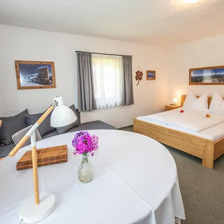 Untersulzberghof Farm stay *